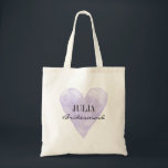 Lila vatten färg,, tote bags tygkasse<br><div class="desc">Klassy lavender lila vattenfärgsbridesmaid tote bags. Personlig lilac vatten färg målar kärlek symbolen bridesaid tote bags för lagbrid. Söt vintage ser ut att vara designad med elegant skripttypgrafi och eget namn. Gör en till brudtärna, blomflicka, maid of honor, hedersbetygelse, budens mamma etc. Stam rustik ikon för chic bröllopsfest, brudens sida...</div>