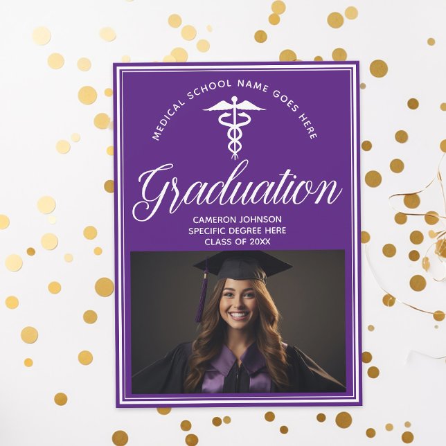 Lila vit medicinsk skolfoto examensfest inbjudningar (Skapare uppladdad)