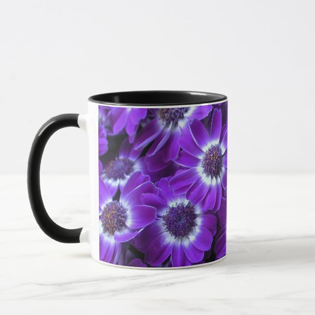 Lila Vita Cinerarias Mugg (Vänster)