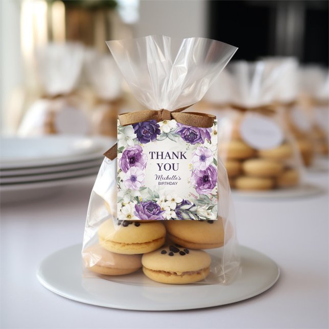 Lila White Blommigt Glitter Birthday Tack Gåvor Etiketter (Purple and white floral birthday party "Thank you" favor tags"
)