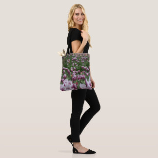 Lila & White Tulips Tote Tygkasse