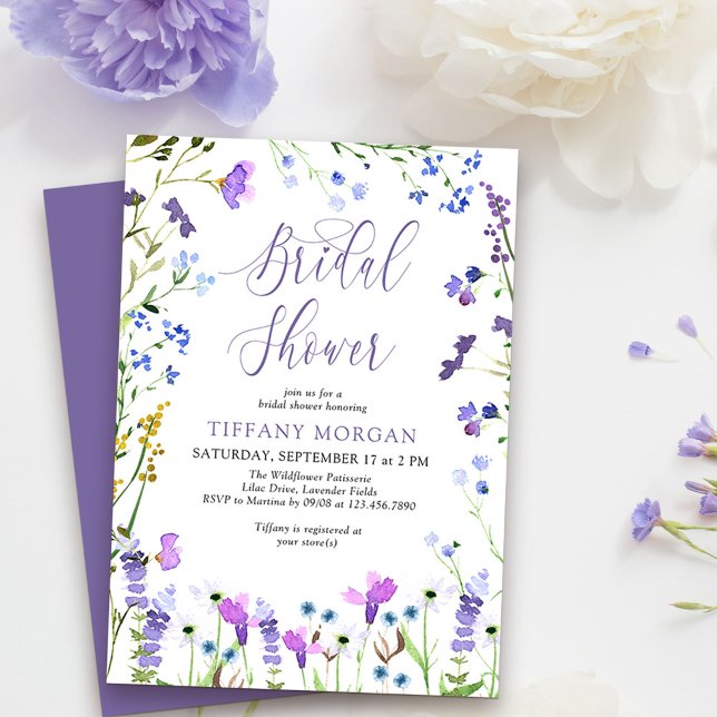 Lila Wildblomma Feminine Möhippa Inbjudningar (Bridal Shower Invitation from my Purple Wildflower Collection. 
)
