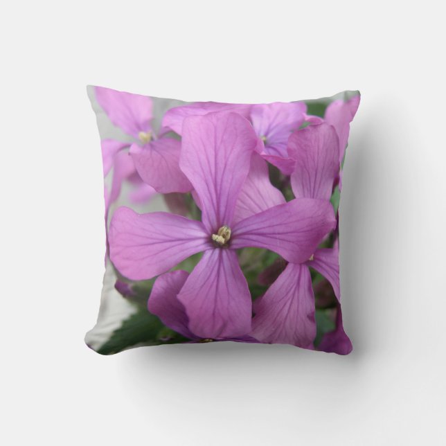 Lila Wildblommor Pillow Kudde (Framsida)