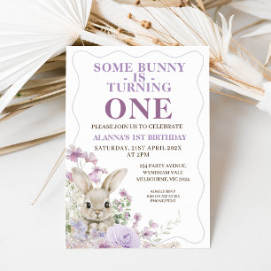 Lila Wildblommor Wave Bunny 1:a födelsedagen Inbjudningar