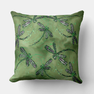 Lila Winged Dragonflies på mjuk Grönt Kudde