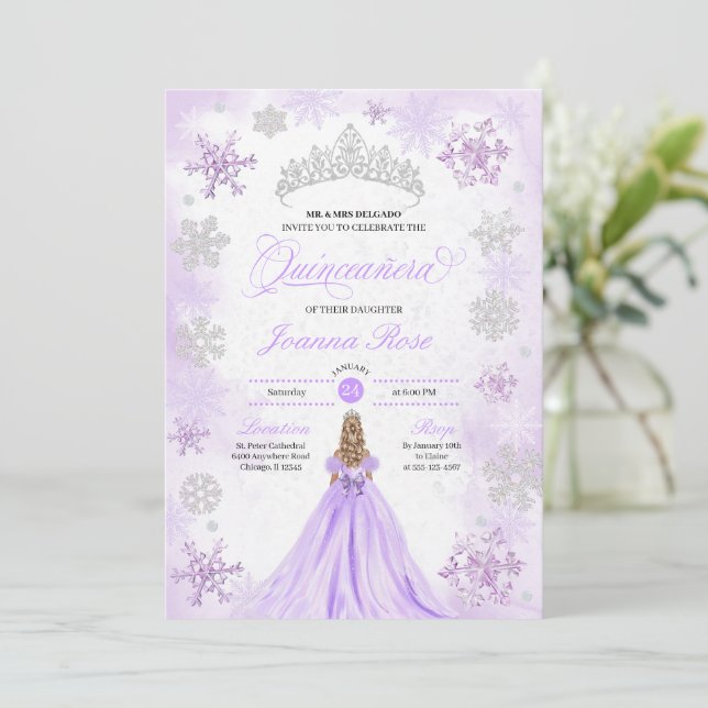 Lila Winter Wonderland Snowflake Quinceanera Inbjudningar (Stående Fram)