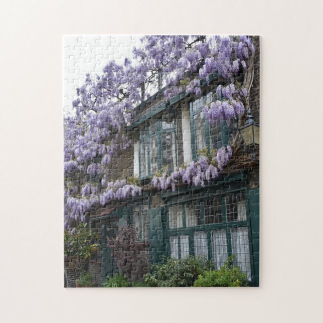 Lila Wisteria Flowers Kensington Chelsea London Pussel (Vertikal)