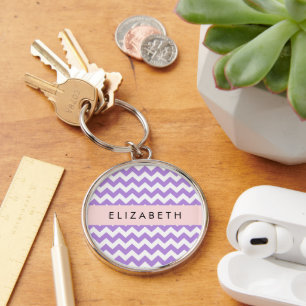 Lila Zigzag, Lila Chevron, ditt namn Rund Silverfärgad Nyckelring