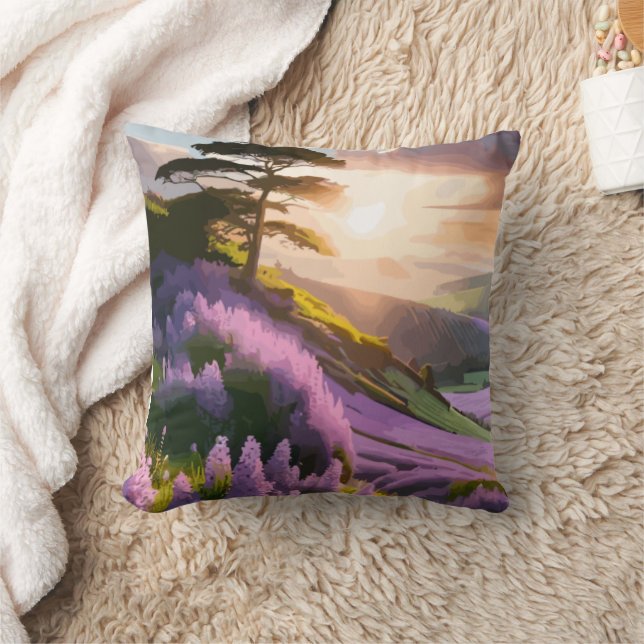 Lilac Flowers Bloom på Backe vid Sunset Glow Kudde (Filt)