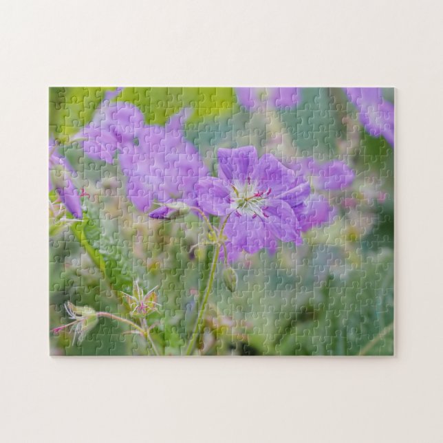 Lilac Lila Geranium Wildblombotaniskt foto Pussel (Horisontell)