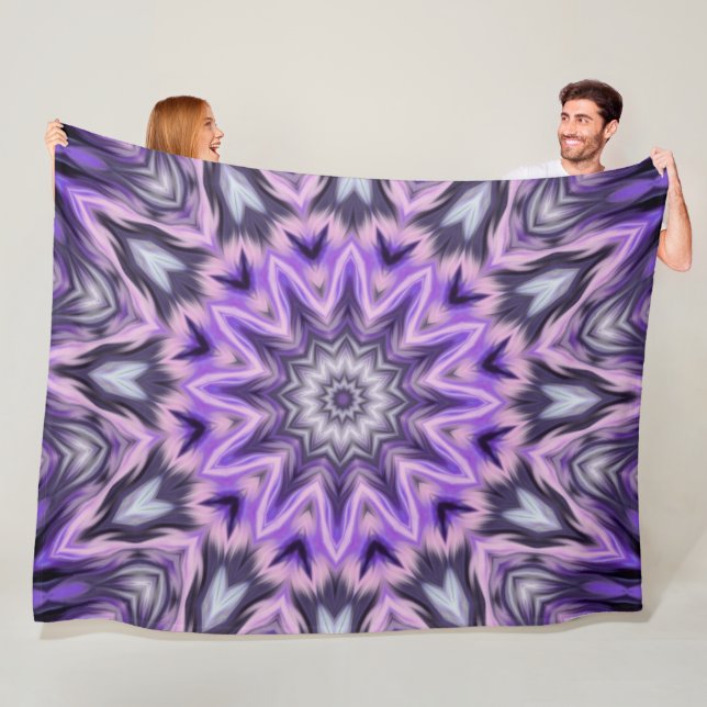 Lilac lila mandala fleecefilt (På plats)