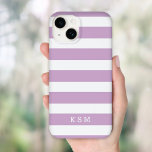 Lilac Lila och White Classic Rand Monogram<br><div class="desc">Skydda din mobil i stil med den här klassiska diskettenheten efter att ha stridit iphone case, med en tidlös rand mönster och en personlig namn eller ett monogram för en sofistikerad beröring. Välj mellan olika färg och typsnitt för att matcha dina estetiska bilder, oavsett om du föredrar fet, pastelliserad eller...</div>
