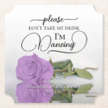 Lilac Lila Ro Ta inte min dryck Bröllop Underlägg Papper<br><div class="desc">Den här underlägg i bröllop är elegant, snyggt och roligt! Den innehåller ett foto av en enda lätt lila eller lilac färgad ro som ljuger på sidan av den speglade i bassäng i vatten. Texten lyder: "Ta inte min drink, jag dansar" skriven i modern manusskrift. Det finns utrymme för namn...</div>