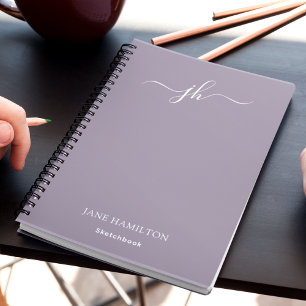 Lilac Monogram Sketchbook med Namn Anteckningsbok