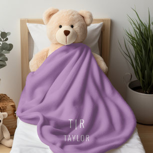 Lilac och vit modern monogramelegant fleecefilt