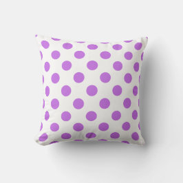 Lilac och vit polka dots kudde