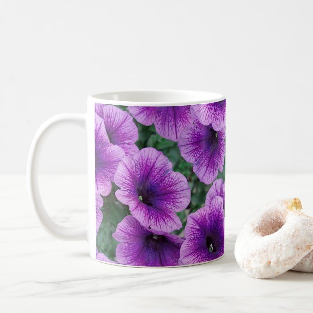 Lilac Petunia Flowers Kaffemugg (Med munk)