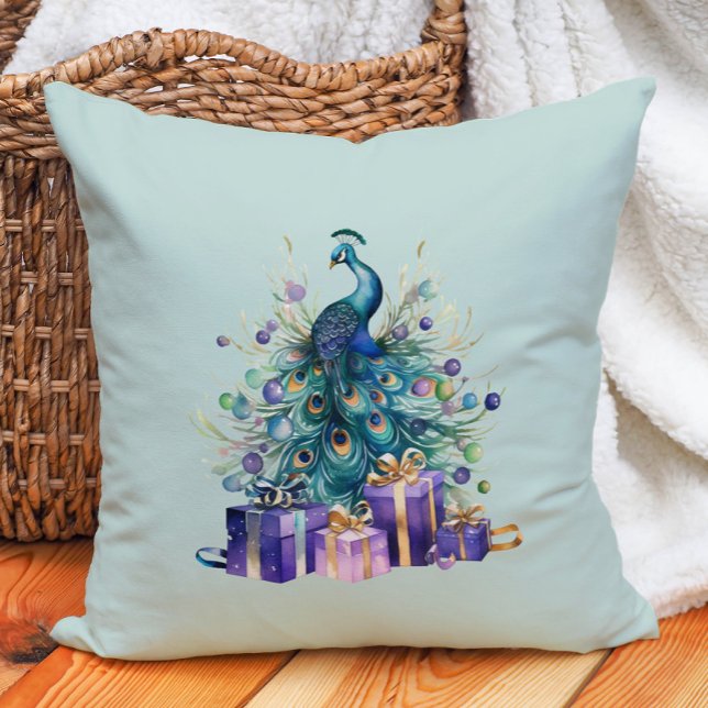 Lilan Blue Teal Pacock jul Kudde (Purple and teal peacock Christmas decorator pillow.)