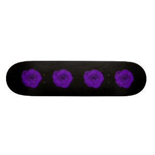Lilaro. Svart bakgrund Skateboard Bräda 20 Cm