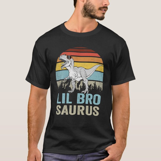 Lilbrosaurus t Rex Dinosaur Lil Bro Saurus Family T Shirt (Framsida)