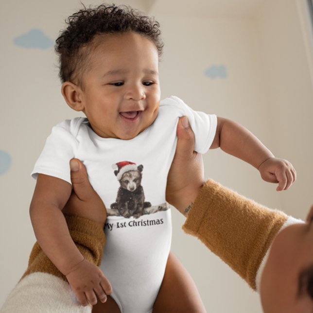 Lilla björn med julhatt, anpassade t shirt (Skapare uppladdad)