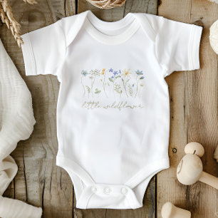 Lilla Blommigt av vilda blommor T Shirt