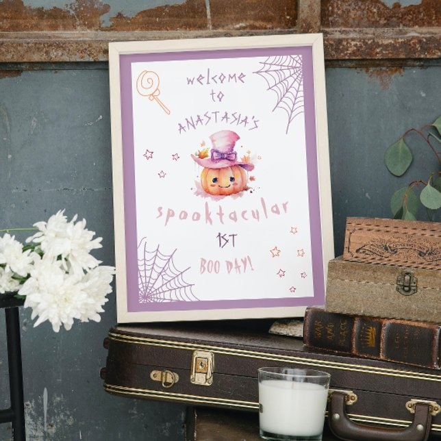 Lilla boo nästan förfallen Halloween Flicka-födels Poster (Skapare uppladdad)