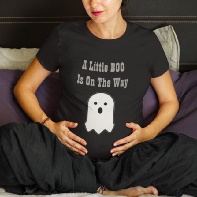 Lilla BOO på Halloween Ghost-Graviden T Shirt (Skapare uppladdad)