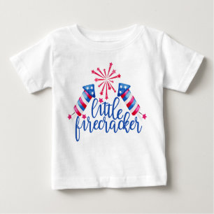Lilla brandsläckare 4:e juli födelsedagstema t shirt