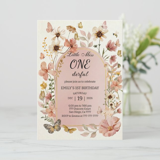 Lilla Fröken ONEderful Rosa Blommig 1-årsdag Inbjudningar (Stående Fram)