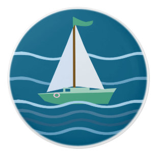 Lilla grönt segelbåt knopp