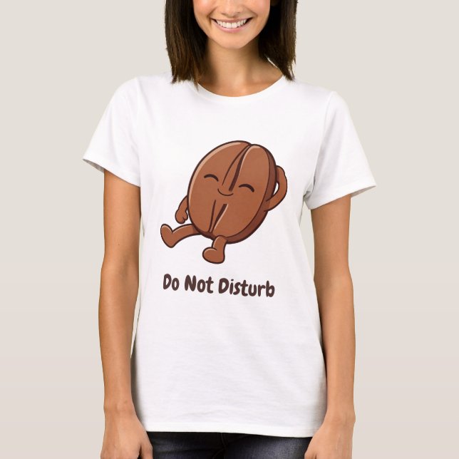 Lilla Kaka – Drivs av Kaffe T Shirt (Framsida)