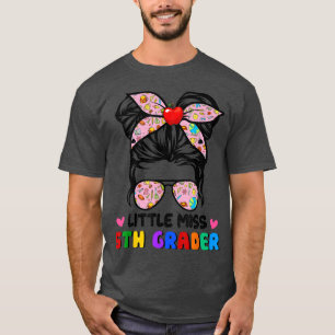 Lilla miss 5th Grader Cute Messy Bun Girls bak T Shirt