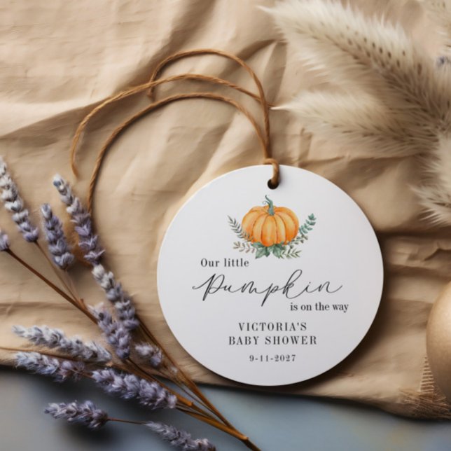 Lilla Pumpkin är på väg att bli babyutlösare Gåvor Etiketter (Skapare uppladdad)