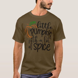 Lilla Pumpkin med många spice Kids Thanksgiin T Shirt