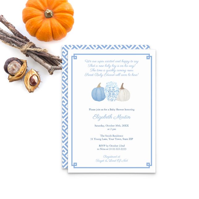 Lilla Pumpkin på hur Dikt Boy Shower Inbjudningar (New Baby Boy Poem Baby Shower Invitation Light Blue And White Pumpkins Ginger Jar. Greek Key Reverse)