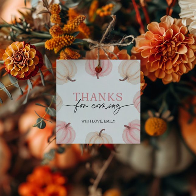 Lilla Pumpkin Turning en födelsedag Gåvor Etiketter (Skapare uppladdad)