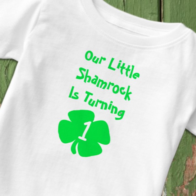 Lilla Shamrock 1-årsdag T Shirt (Skapare uppladdad)