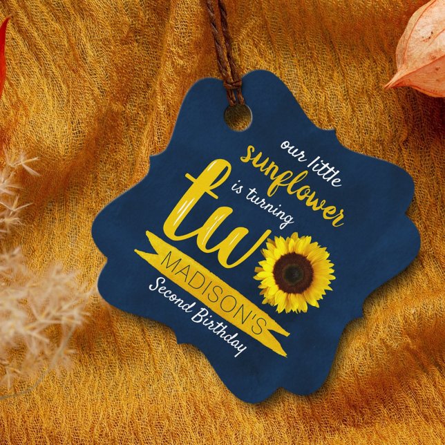 Lilla solrosstjärnor 2:a födelsedagen - favoritmär gåvor etiketter (Skapare uppladdad)