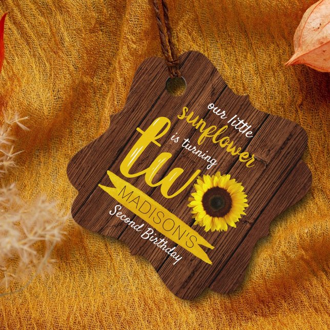 Lilla solrosstjärnor 2:a födelsedagen - favoritmär gåvor etiketter (Skapare uppladdad)