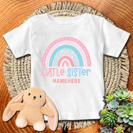 Lilla syster Personligt namn Söt regnbåge T Shirt