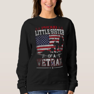 Lilla syster till en militär veteransk Flagga Vet T Shirt