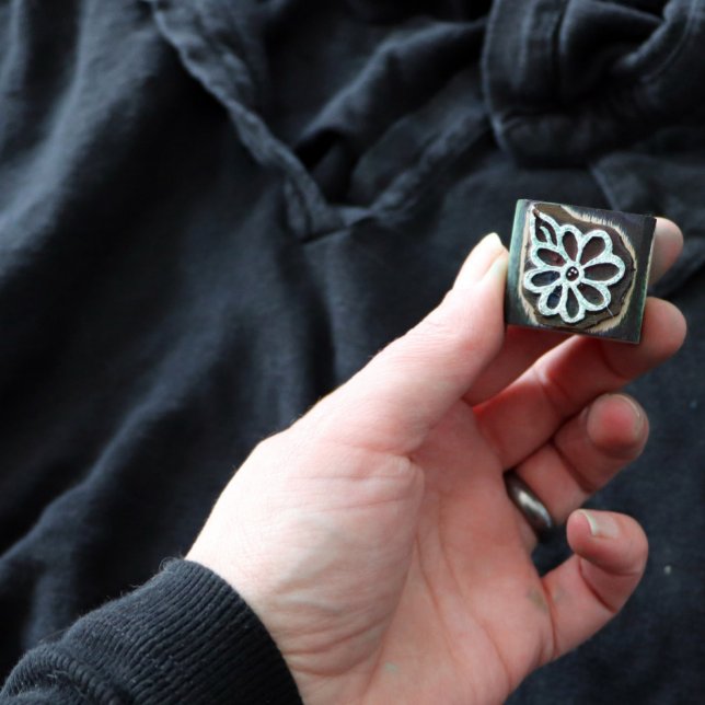 Lilla tusenskönan stämpel (Skapare uppladdad)