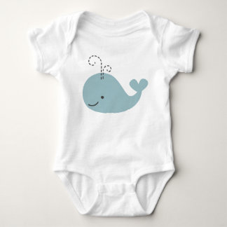 Lilla val i blått t-shirt