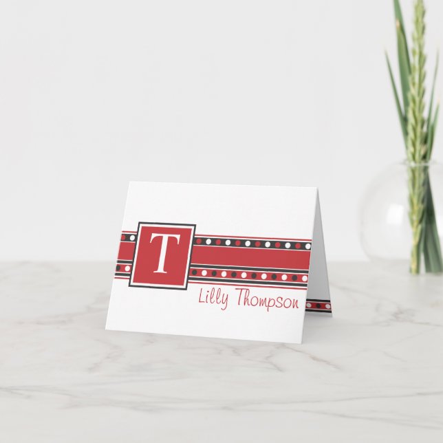 Lilly noterar det svart kortet - som är rött och anteckningskort (Framsida)