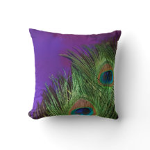 Lilor omkullkastar påfågeln