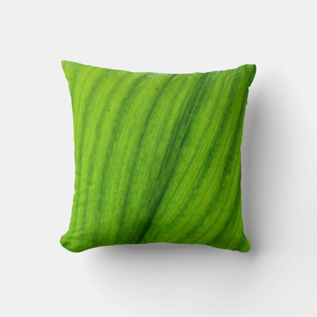Lily of the Valley Throw Cushion Kudde (Framsida)