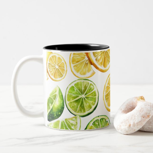 Lime Slices Mug: Zesty Citrus Kitchen Decor Två-Tonad Mugg (Med munk)