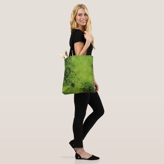 Limegrön Grunge med svarta accenter Tygkasse (På modell)