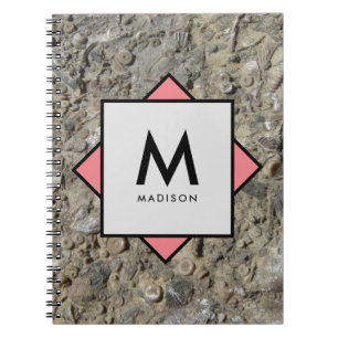 Limestone Fossils med ditt namn och Monogram på Anteckningsbok